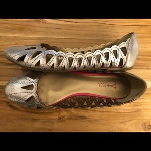 Y NOT Silver Flats (Size 8.5)